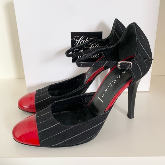 Casadei pinstripe cap toe heel made in Italy - Picture 16 of 16